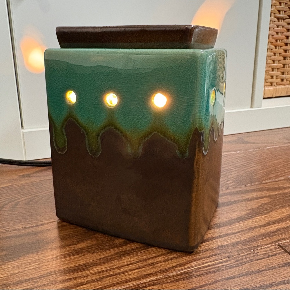Scentsy Elemental Brown/Teal Full Size Wax Warmer Retired